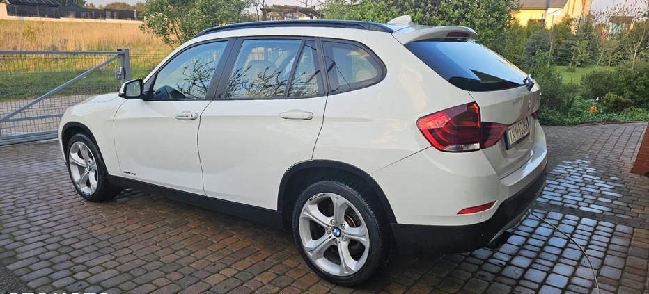 BMW X1 cena 55600 przebieg: 104000, rok produkcji 2012 z Kielce małe 562